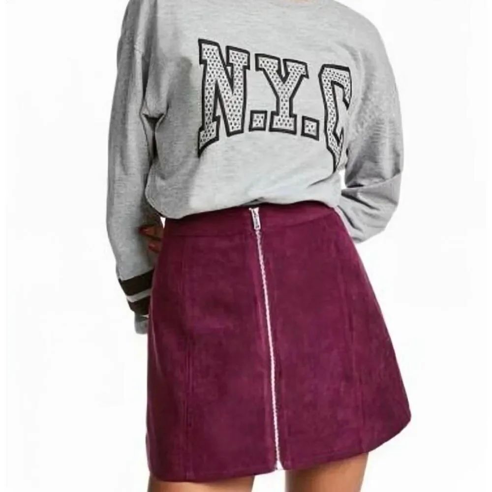 🔺️H&M Divided Maroon Faux Suede Zippered Mini Skirt Size 10